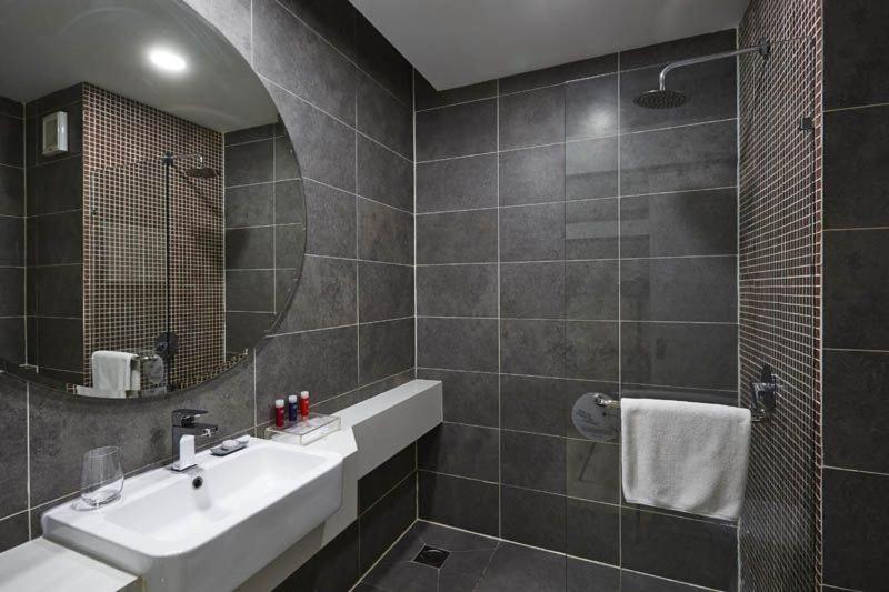 Q Damansara By Trillionz Hotel เปอตาลิงจายา ภายนอก รูปภาพ