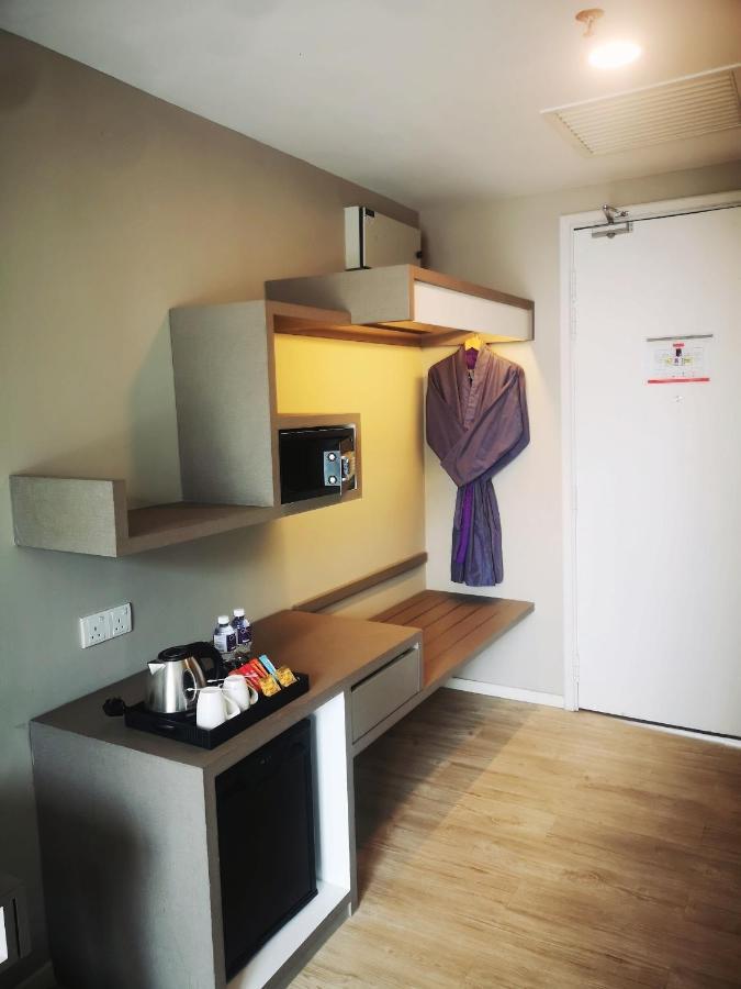 Q Damansara By Trillionz Hotel เปอตาลิงจายา ภายนอก รูปภาพ